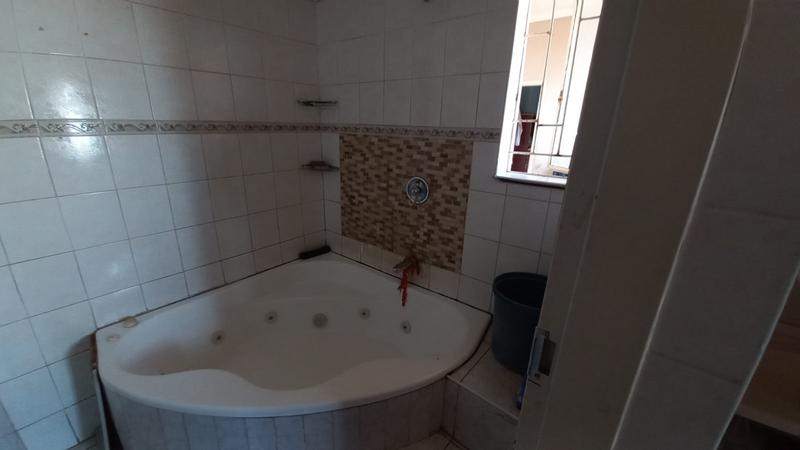 3 Bedroom Property for Sale in Kwaggasrand Gauteng