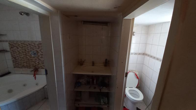 3 Bedroom Property for Sale in Kwaggasrand Gauteng