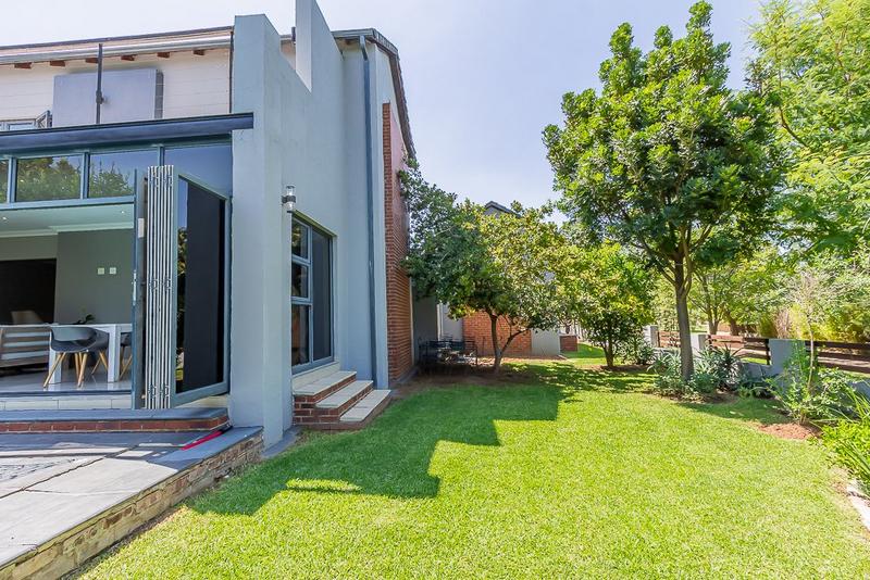 4 Bedroom Property for Sale in Copperleaf Estate Gauteng