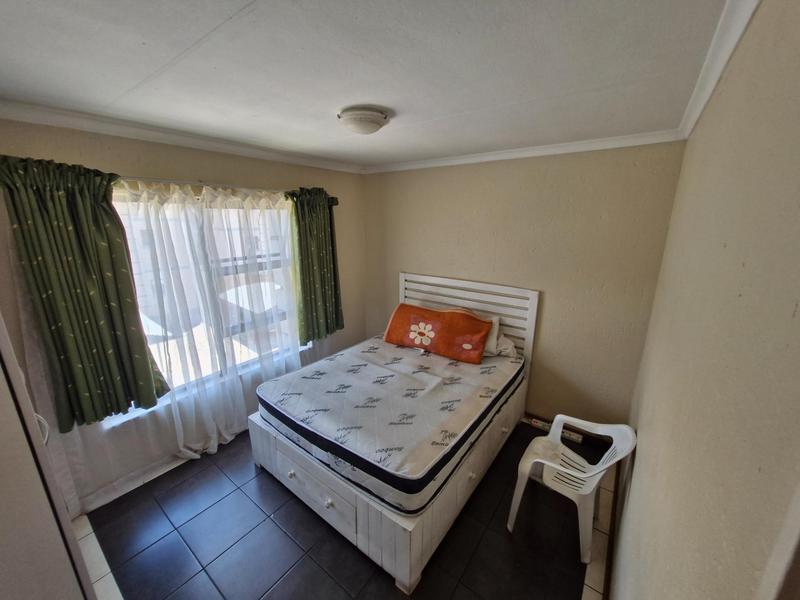 2 Bedroom Property for Sale in Gosforth Park Gauteng