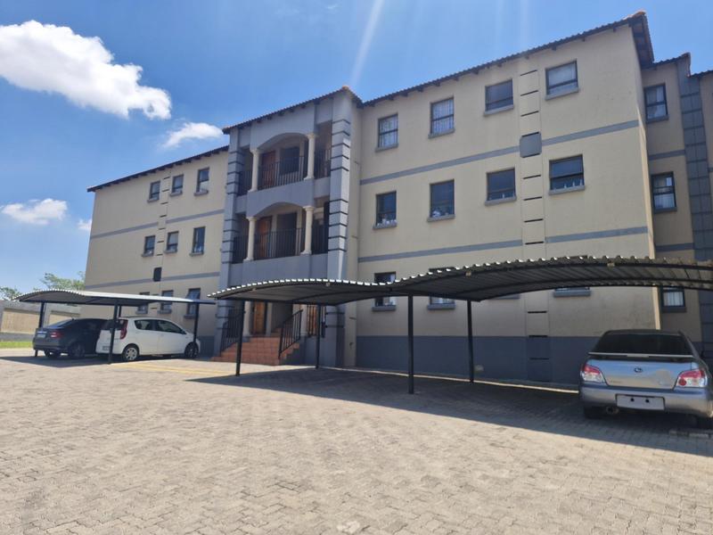 2 Bedroom Property for Sale in Gosforth Park Gauteng