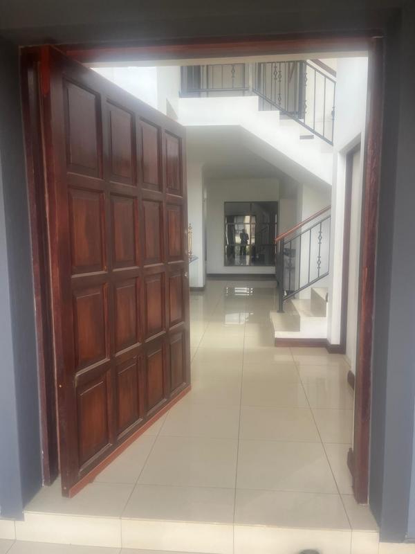 To Let 4 Bedroom Property for Rent in Johannesburg Central Gauteng