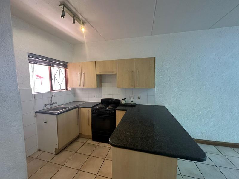 To Let 1 Bedroom Property for Rent in Westdene Gauteng