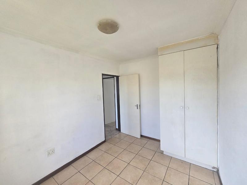 To Let 2 Bedroom Property for Rent in Florida Gauteng