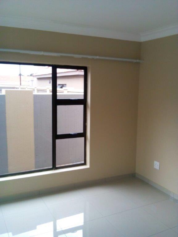 To Let 4 Bedroom Property for Rent in Vanderbijlpark SE 8 Gauteng