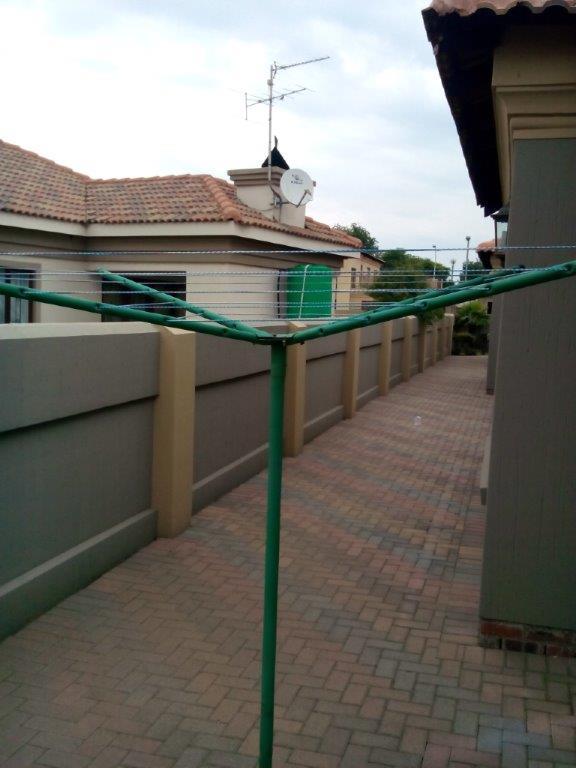 To Let 4 Bedroom Property for Rent in Vanderbijlpark SE 8 Gauteng