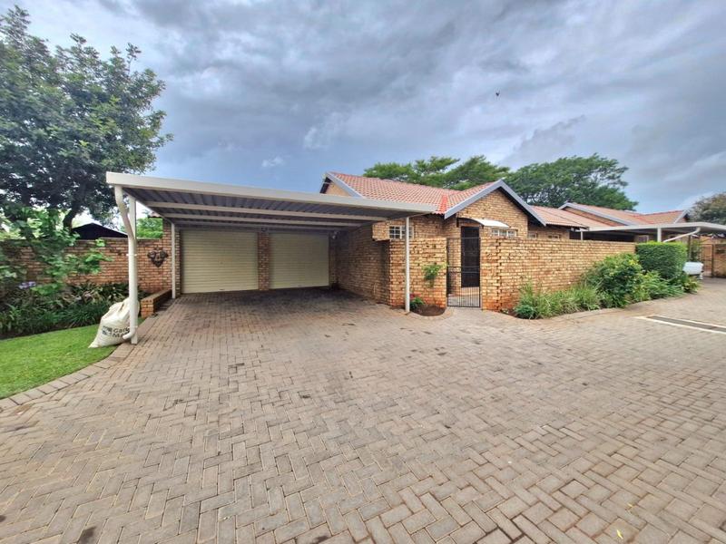 2 Bedroom Property for Sale in Annlin Gauteng