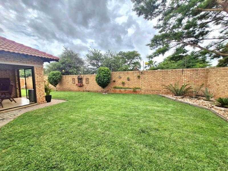 2 Bedroom Property for Sale in Annlin Gauteng