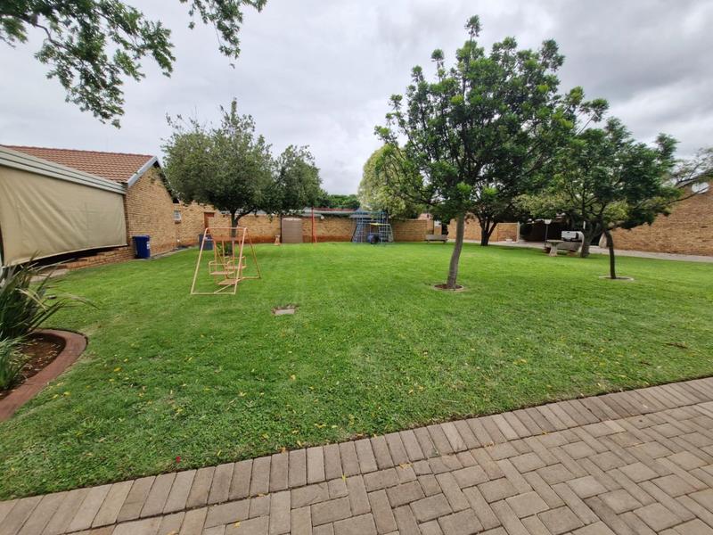 2 Bedroom Property for Sale in Annlin Gauteng