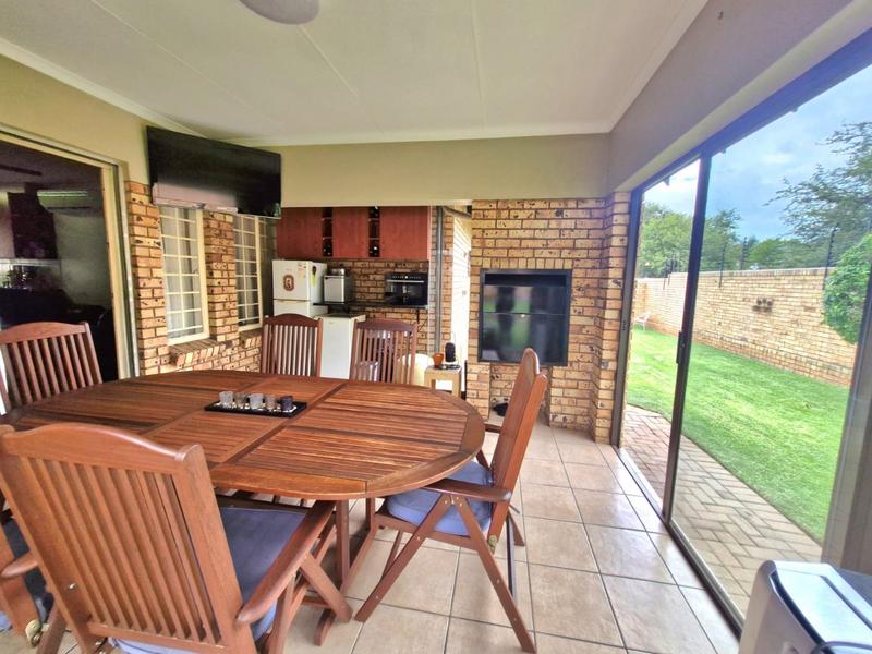 2 Bedroom Property for Sale in Annlin Gauteng