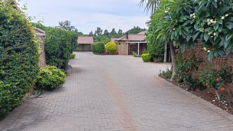 2 Bedroom Property for Sale in Montana Gauteng