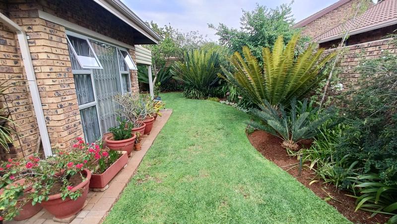 2 Bedroom Property for Sale in Montana Gauteng