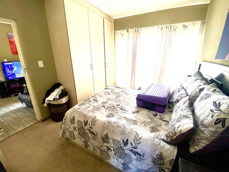 To Let 2 Bedroom Property for Rent in Honeydew Grove Gauteng