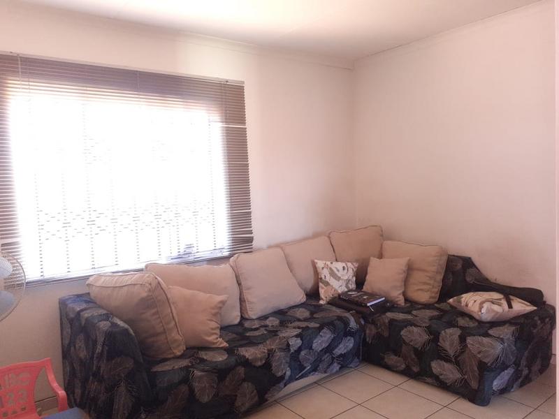 2 Bedroom Property for Sale in Fleurhof Gauteng