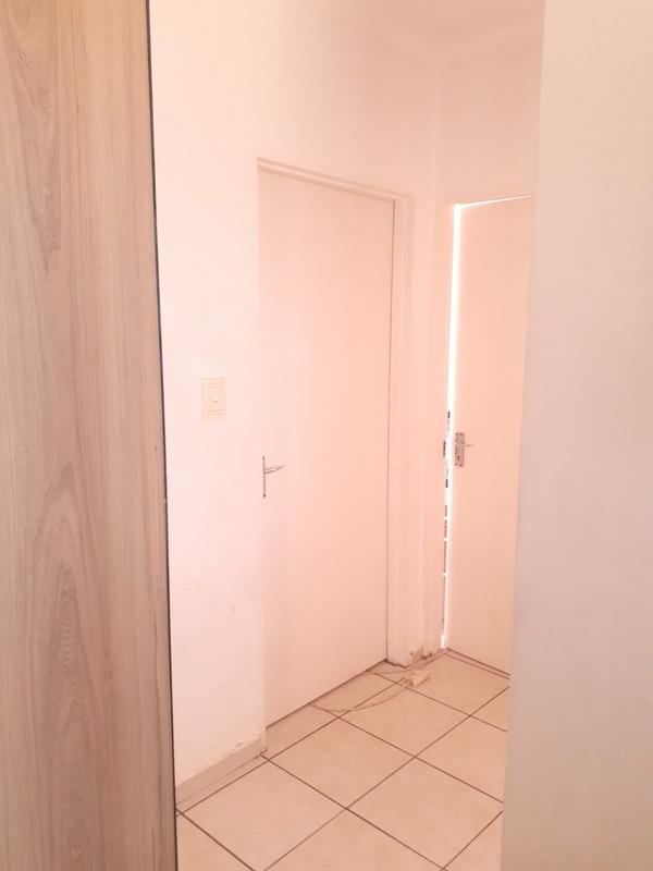 2 Bedroom Property for Sale in Fleurhof Gauteng