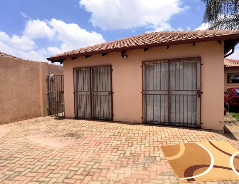 4 Bedroom Property for Sale in Goudrand Gauteng