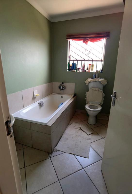 4 Bedroom Property for Sale in Goudrand Gauteng