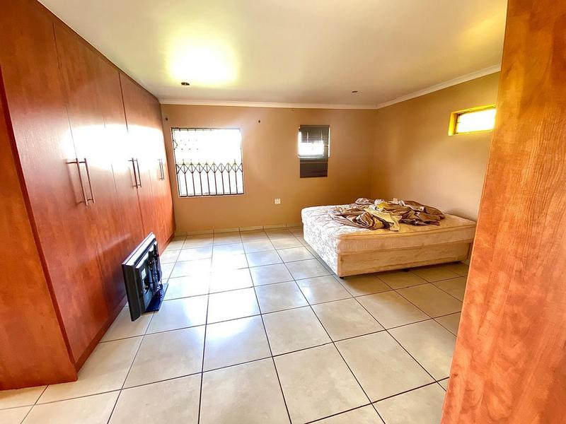 3 Bedroom Property for Sale in Rangeview Gauteng