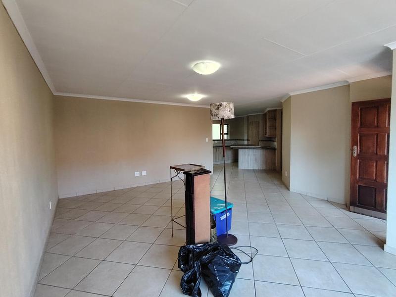 To Let 3 Bedroom Property for Rent in Eldoraigne Gauteng