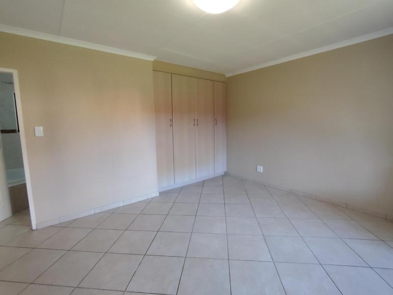 To Let 3 Bedroom Property for Rent in Eldoraigne Gauteng