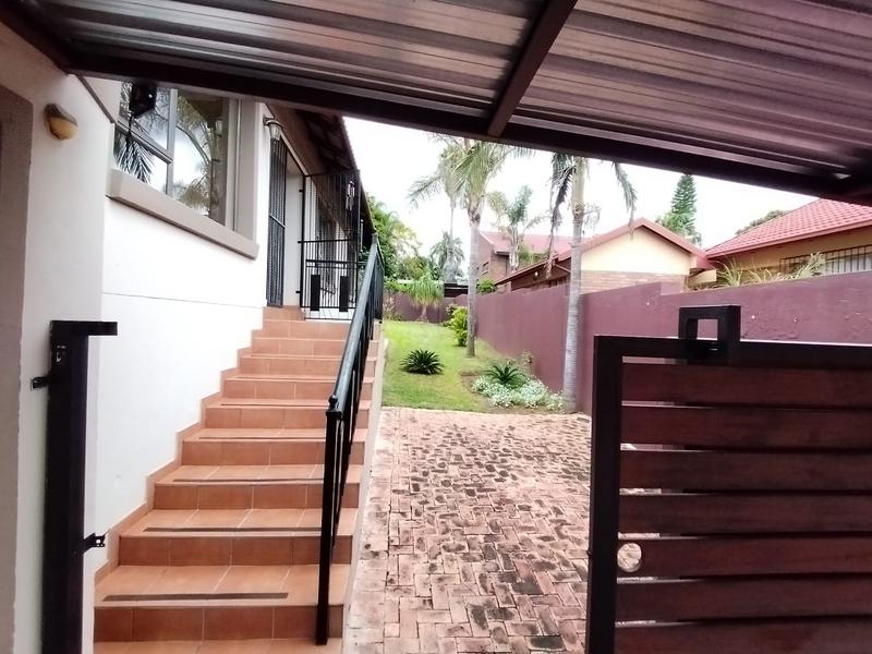 To Let 3 Bedroom Property for Rent in Eldoraigne Gauteng