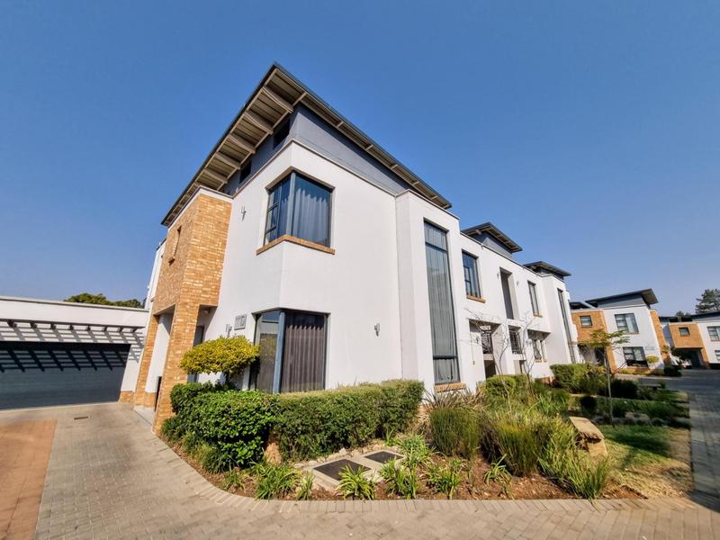 To Let 2 Bedroom Property for Rent in Waterkloof A H Gauteng