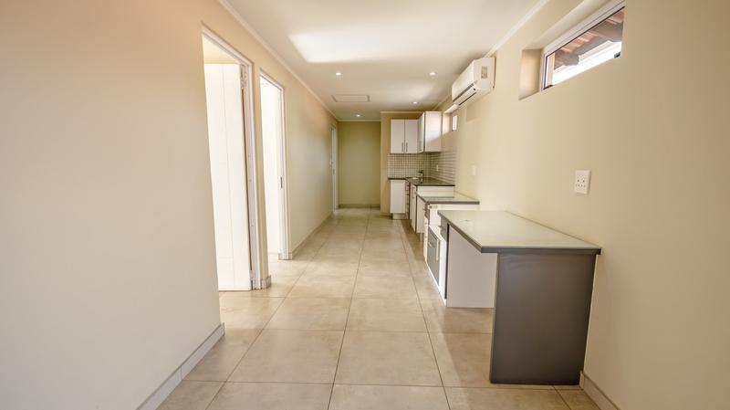 To Let 4 Bedroom Property for Rent in Waterkloof A H Gauteng