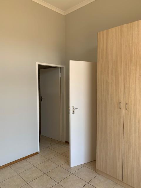 To Let 2 Bedroom Property for Rent in Noordheuwel Gauteng