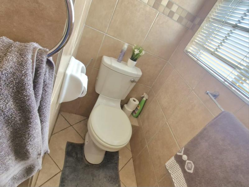 2 Bedroom Property for Sale in Annlin Gauteng