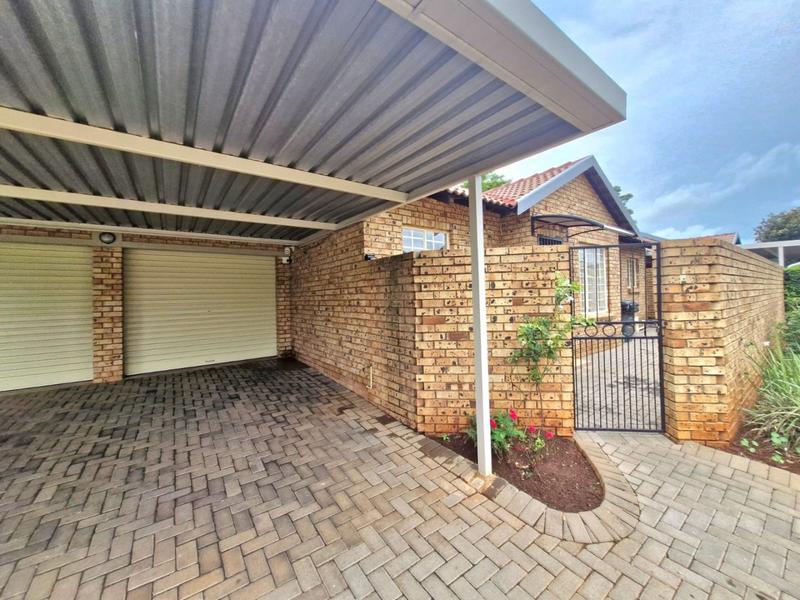 2 Bedroom Property for Sale in Annlin Gauteng