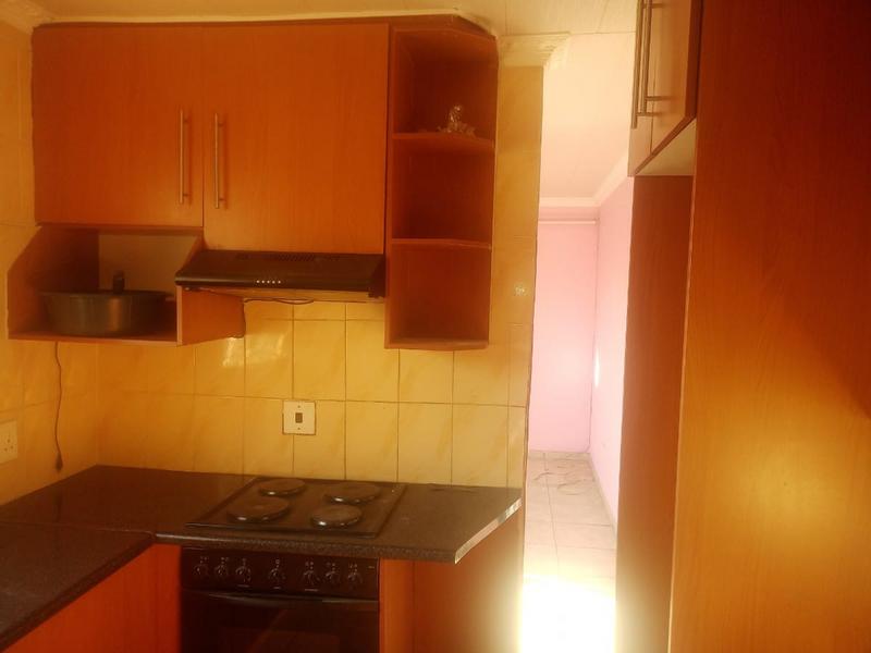 To Let 3 Bedroom Property for Rent in Protea Glen Gauteng