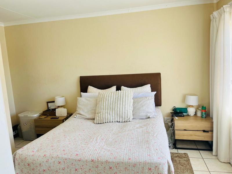 2 Bedroom Property for Sale in Crystal Park Gauteng