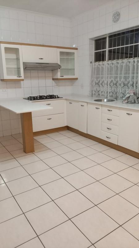 To Let 3 Bedroom Property for Rent in Kensington Gauteng