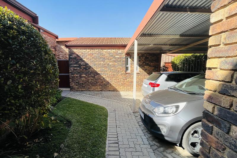 3 Bedroom Property for Sale in Sandown Gauteng