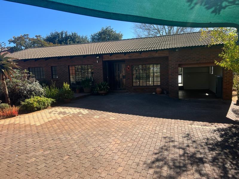 To Let 3 Bedroom Property for Rent in Chancliff A H Gauteng