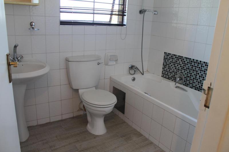 3 Bedroom Property for Sale in Marais Steyn Park Gauteng