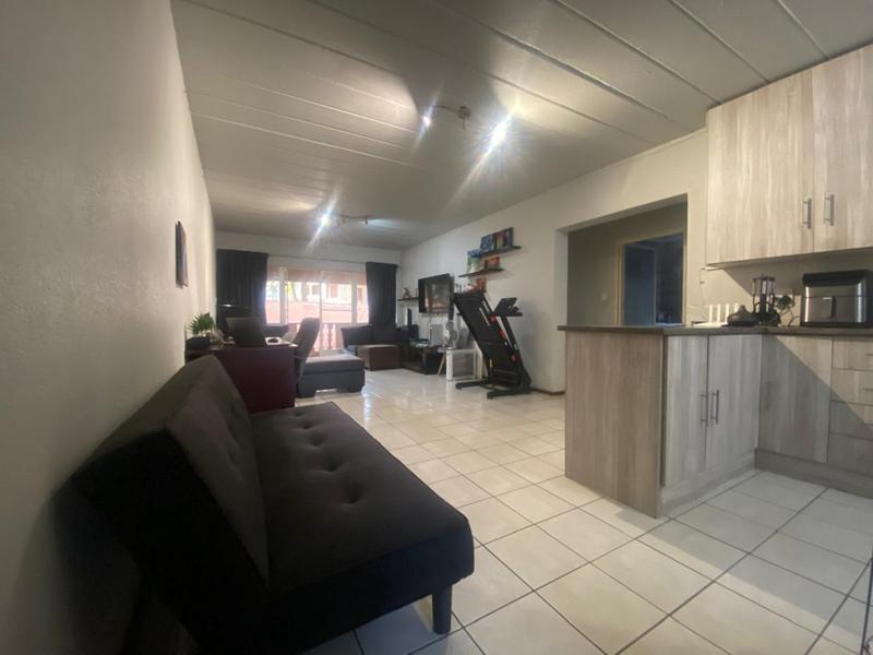 2 Bedroom Property for Sale in Vorna Valley Gauteng