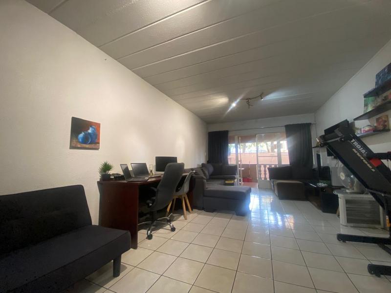 2 Bedroom Property for Sale in Vorna Valley Gauteng