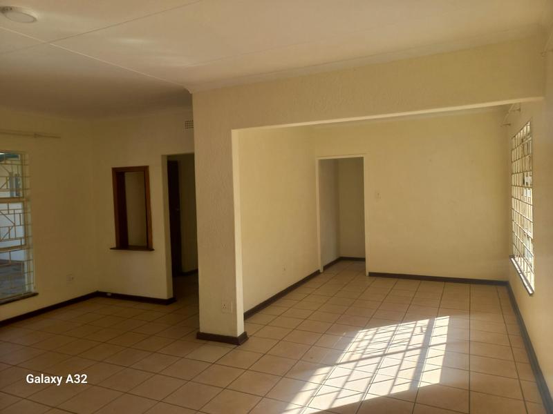 3 Bedroom Property for Sale in Birchleigh Gauteng