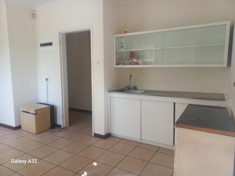 3 Bedroom Property for Sale in Birchleigh Gauteng