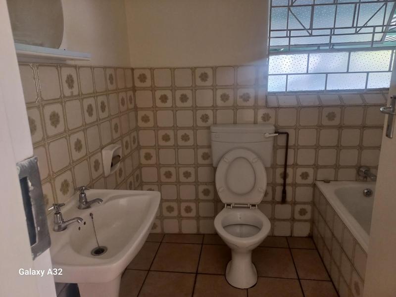 3 Bedroom Property for Sale in Birchleigh Gauteng