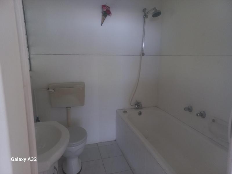 3 Bedroom Property for Sale in Birchleigh Gauteng