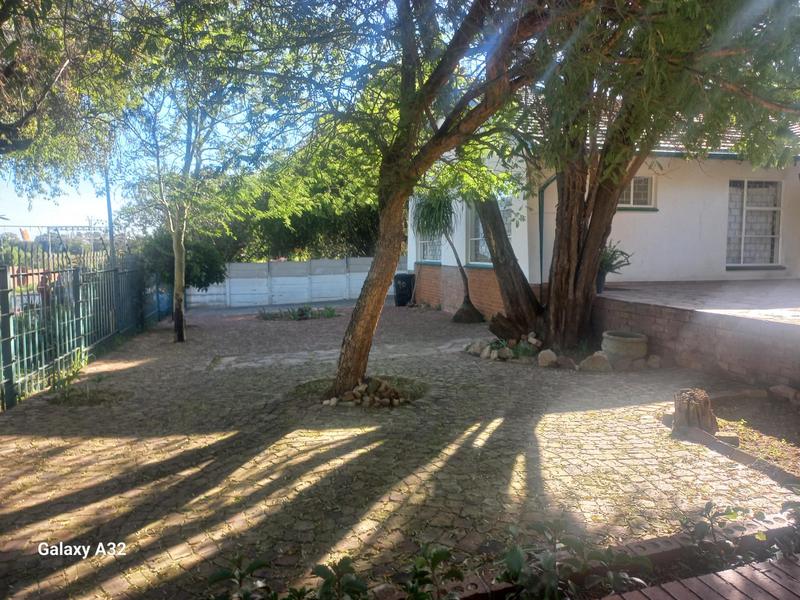 3 Bedroom Property for Sale in Birchleigh Gauteng