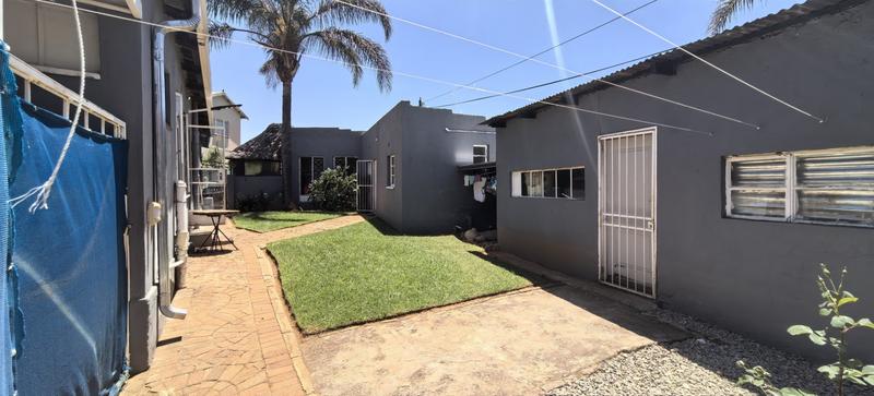 3 Bedroom Property for Sale in Discovery Gauteng