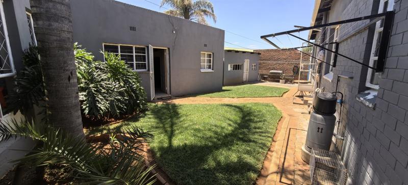 3 Bedroom Property for Sale in Discovery Gauteng