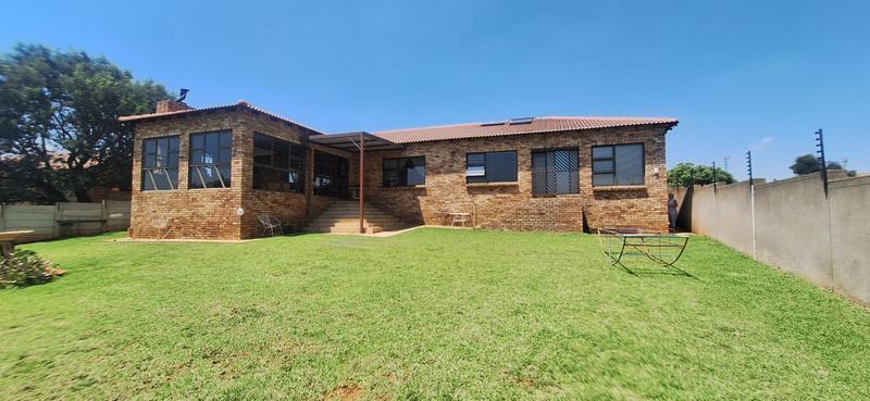 3 Bedroom Property for Sale in Fochville Gauteng