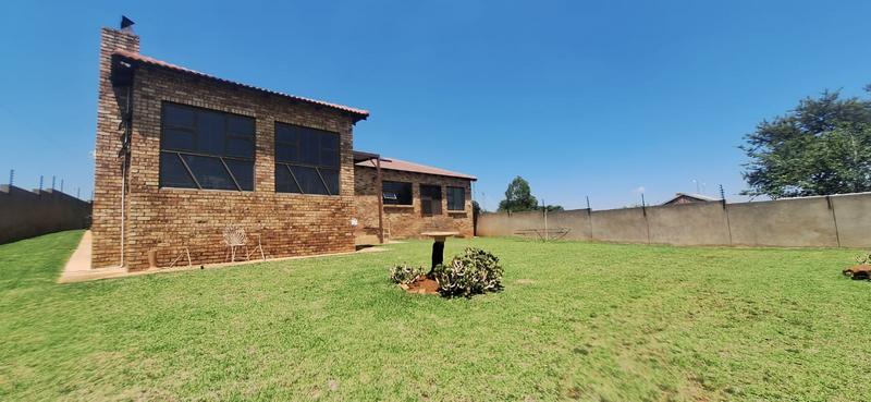 3 Bedroom Property for Sale in Fochville Gauteng