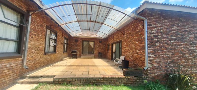 4 Bedroom Property for Sale in Fochville Gauteng