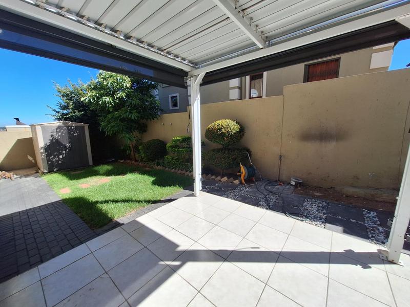 To Let 3 Bedroom Property for Rent in The Reeds Gauteng