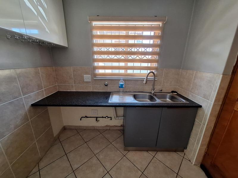 To Let 3 Bedroom Property for Rent in The Reeds Gauteng